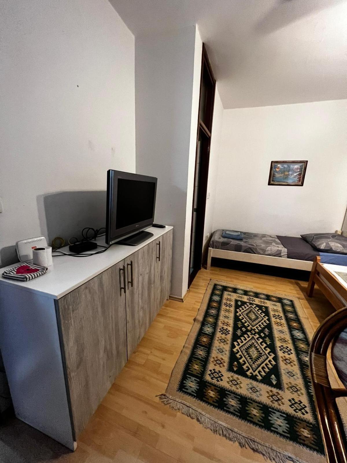 Apartments Azra Mostar Exterior photo